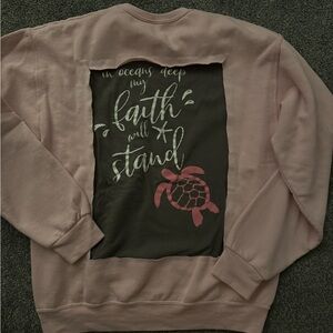 Graphic Pink Sweatshirt with Turtle Design